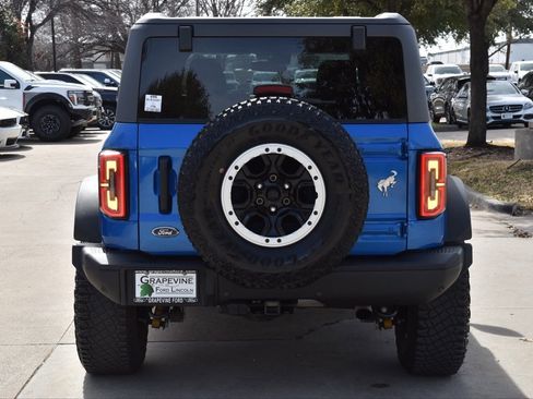 Used 2022 Ford Bronco Badlands image 9