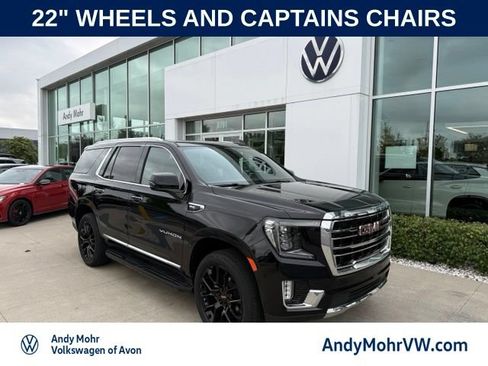 Used 2023 GMC Yukon SLT w/ SLT Premium Package AWD/4WD image 1