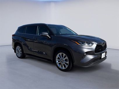 Used 2022 Toyota Highlander Limited