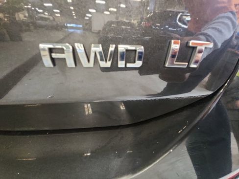 Used 2018 Chevrolet Equinox LT AWD/4WD image 36
