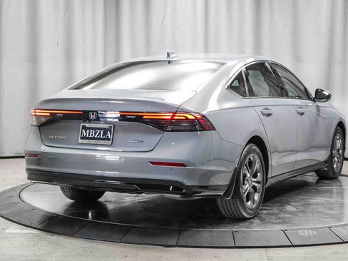 Used 2024 Honda Accord EX-L image 9