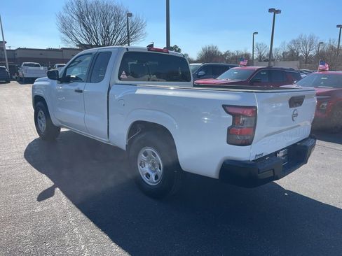 Used 2022 Nissan Frontier S image 10