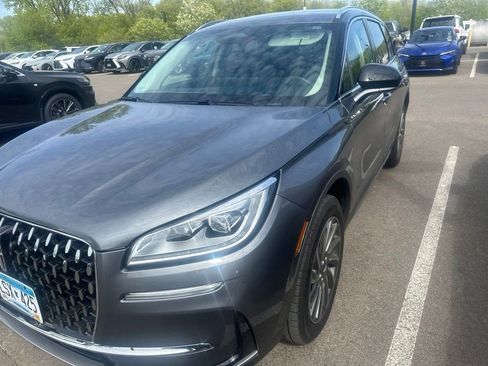 Used 2024 Lincoln Corsair Reserve w/ Towing Package AWD/4WD image 4