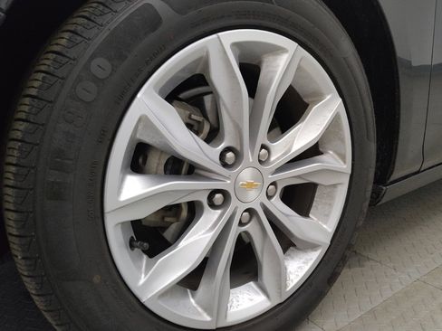 Used 2022 Chevrolet Malibu LT image 31