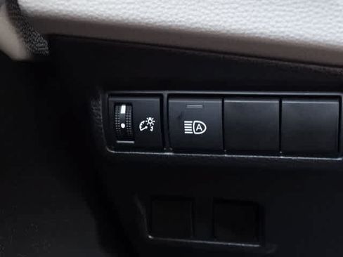 Certified 2024 Toyota Corolla Cross L FWD image 38
