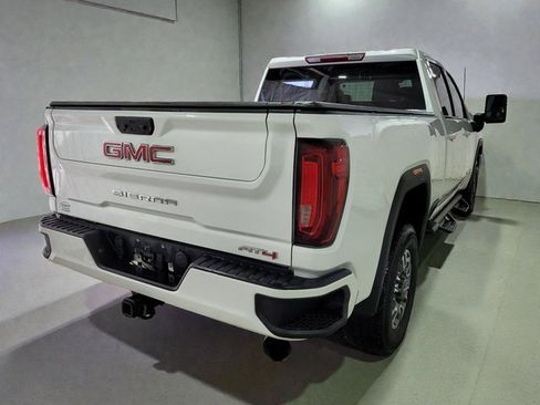Used 2022 GMC Sierra 2500 AT4 image 25