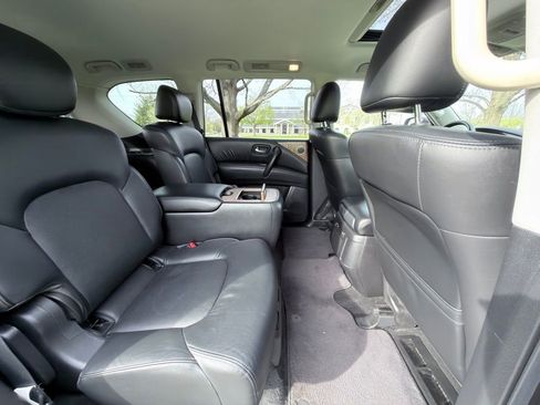 Used 2021 Nissan Armada SL w/ Captain's Chairs Package AWD/4WD image 36