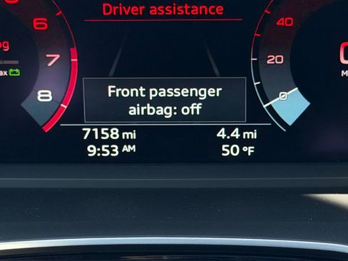 Used 2025 Audi Q3 2.0T Premium Plus w/ Premium Plus Package AWD/4WD image 23