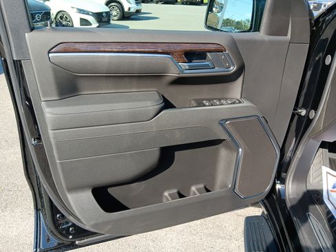 New 2026 GMC Sierra 1500 Elevation image 9