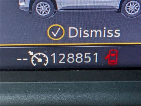 Used 2021 Chevrolet Tahoe LS image 11