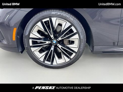 Certified 2026 BMW 540i xDrive AWD/4WD image 9