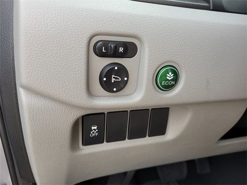 Used 2017 Honda Pilot EX-L image 24