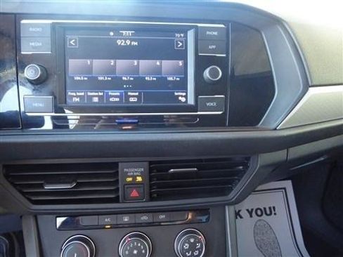 Used 2021 Volkswagen Jetta S w/ Driver Assistance Package image 10