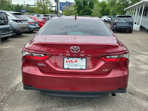 Used 2021 Toyota Camry LE FWD image 9