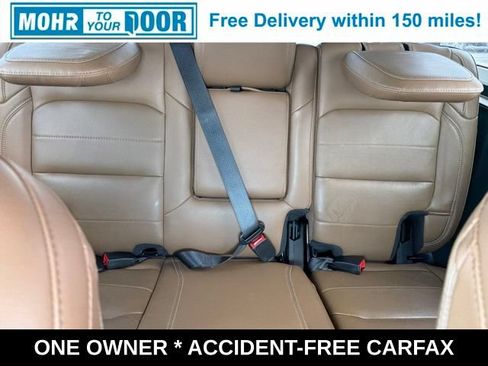 Used 2022 Jeep Wrangler Unlimited Sahara w/ LED Lighting Group AWD/4WD image 32