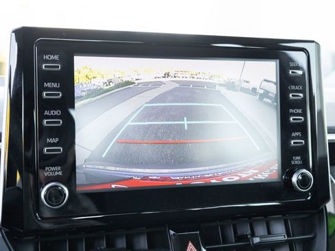 Certified 2020 Toyota Corolla LE image 17