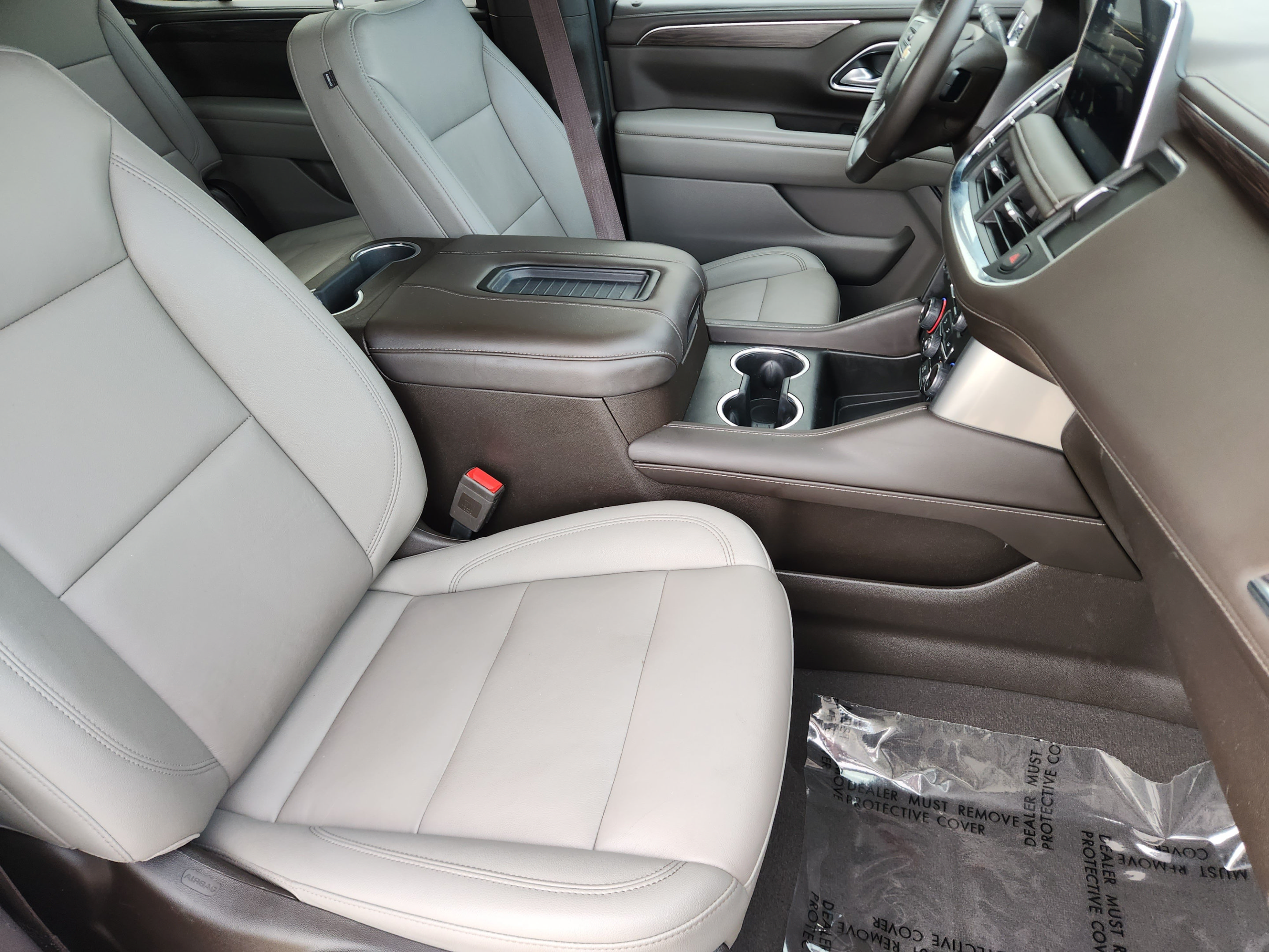 Used 2022 Chevrolet Tahoe LT w/ Luxury Package RWD image 8