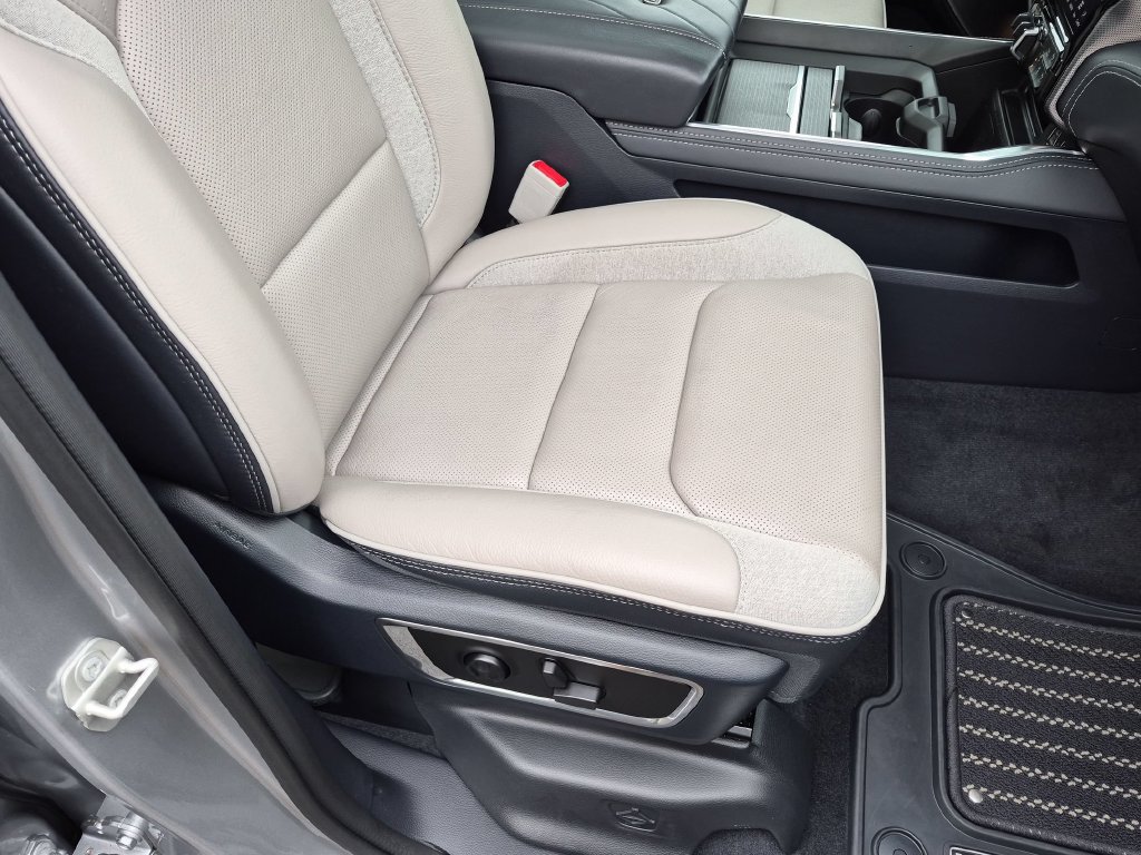 Used 2023 RAM 1500 Limited AWD/4WD image 31