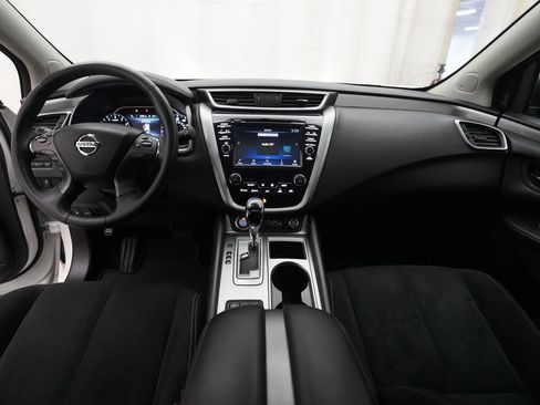 Used 2019 Nissan Murano SV w/ Premium Package image 5