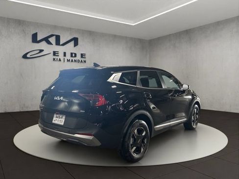 New 2026 Kia Sportage LX w/ LX Convenience Package AWD/4WD image 12