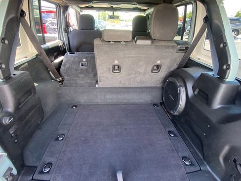 Used 2023 Jeep Wrangler Unlimited Rubicon 4xe AWD/4WD image 25