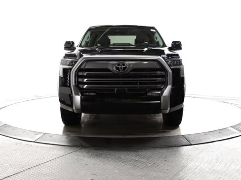 Used 2024 Toyota Tundra Limited image 2