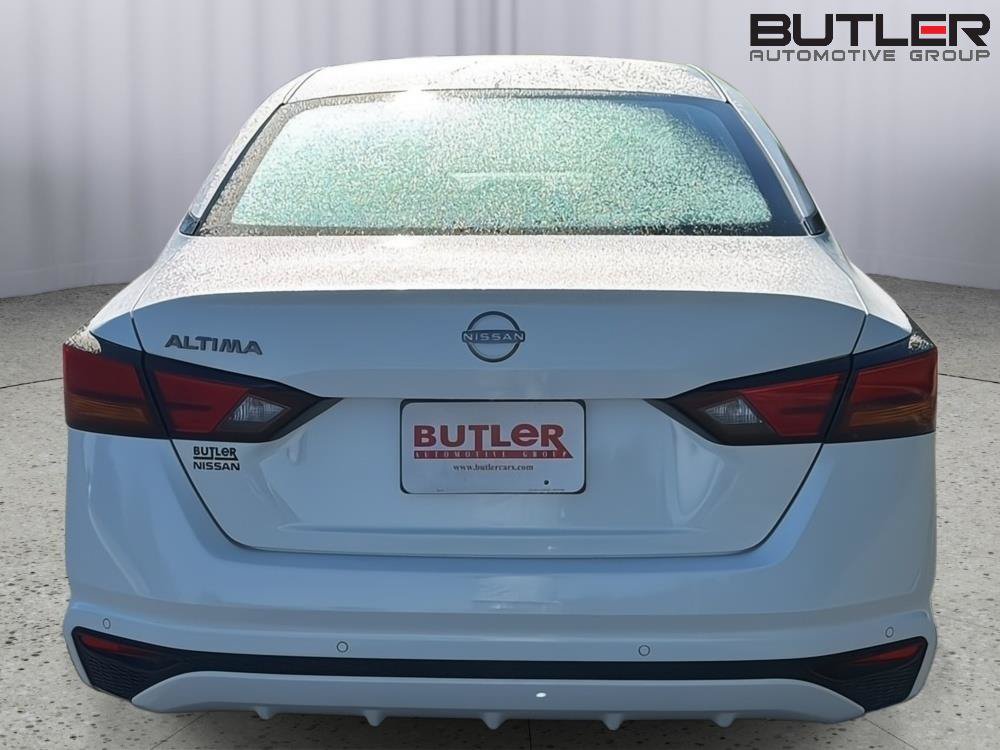 Used 2024 Nissan Altima 2.5 S FWD image 5