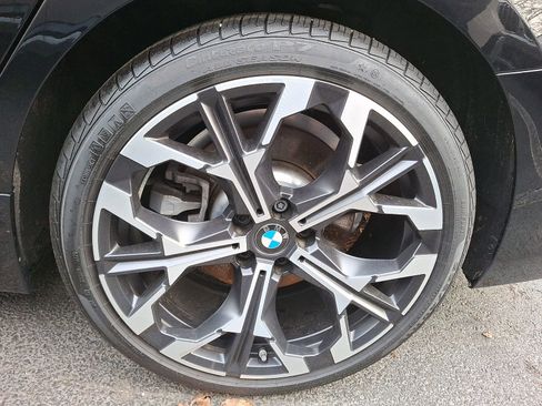 Used 2025 BMW 330i xDrive Sedan w/ Premium Package AWD/4WD image 6