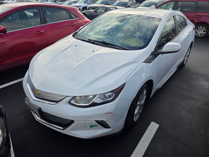 Used 2018 Chevrolet Volt Premier w/ Driver Confidence Package