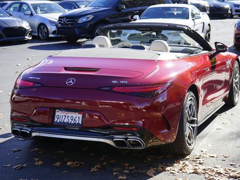 Used 2022 Mercedes-Benz SL 55 AMG 4MATIC w/ Driver Assistance Package image 8