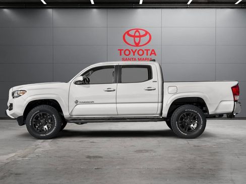 Used 2016 Toyota Tacoma SR5 w/ SR5 Appearance Package (SN) image 3