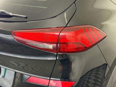 Used 2020 Hyundai Tucson Value FWD image 34