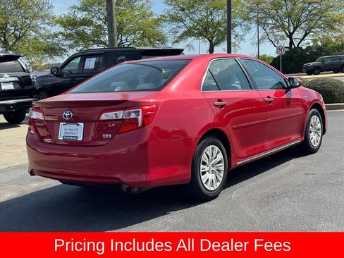 Used 2012 Toyota Camry LE FWD image 3
