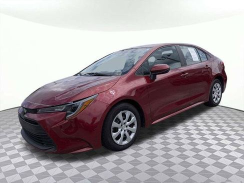Used 2024 Toyota Corolla LE FWD image 6