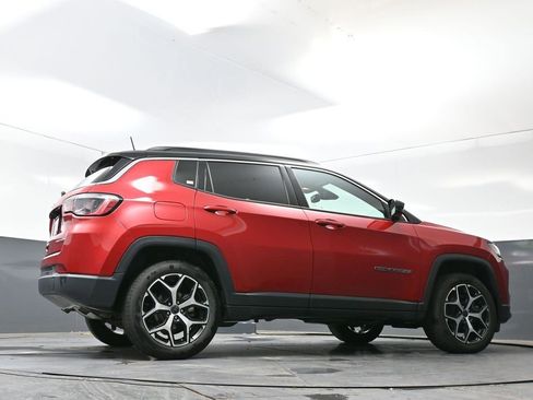 Used 2025 Jeep Compass Limited AWD/4WD image 50