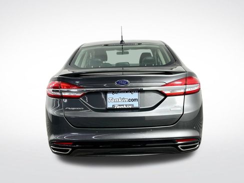Used 2017 Ford Fusion SE w/ Equipment Group 201A FWD image 7
