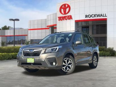 Used 2021 Subaru Forester Premium w/ Popular Package #1