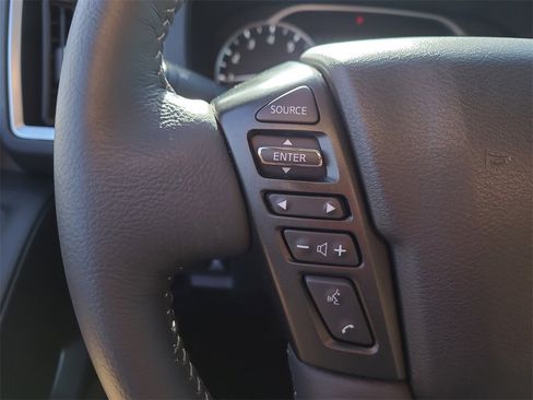 Certified 2025 Nissan Frontier SV w/ SV Convenience Package image 28