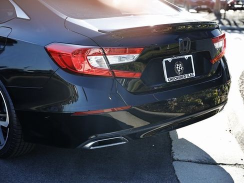 Used 2019 Honda Accord Sport image 6