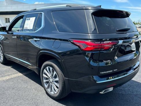 Used 2023 Chevrolet Traverse Premier AWD/4WD image 5