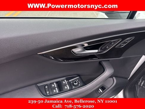Used 2023 Audi Q7 3.0T Premium Plus image 32