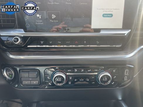 Used 2025 GMC Sierra 2500 SLT w/ SLT Premium Package image 16