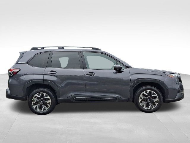 Used 2026 Subaru Forester Premium AWD/4WD image 7
