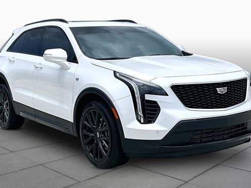Used 2023 Cadillac XT4 Sport FWD image 3