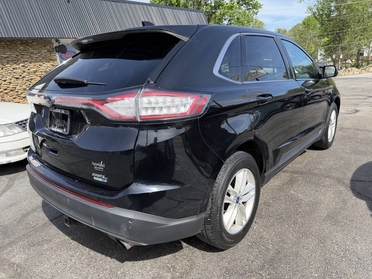 Used 2016 Ford Edge SEL w/ Equipment Group 201A AWD/4WD image 4
