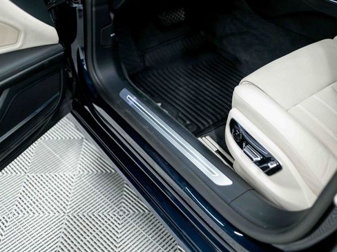Used 2025 Audi A8 L 3.0T AWD/4WD image 44