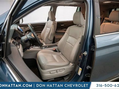 Used 2019 Honda Pilot Touring image 4