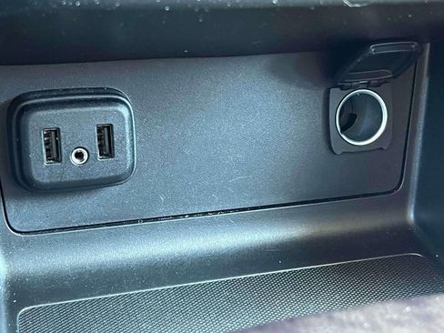 Used 2022 GMC Canyon Elevation w/ Trailering Package image 35