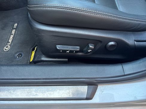 Used 2014 Lexus IS 250 AWD w/ Premium Package image 31