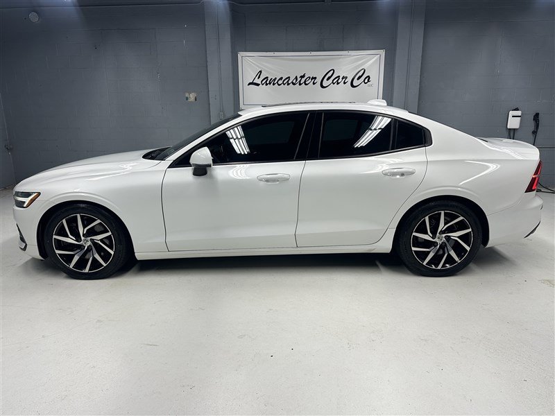 Used 2019 Volvo S60 T6 Momentum w/ Premium Package AWD/4WD image 5